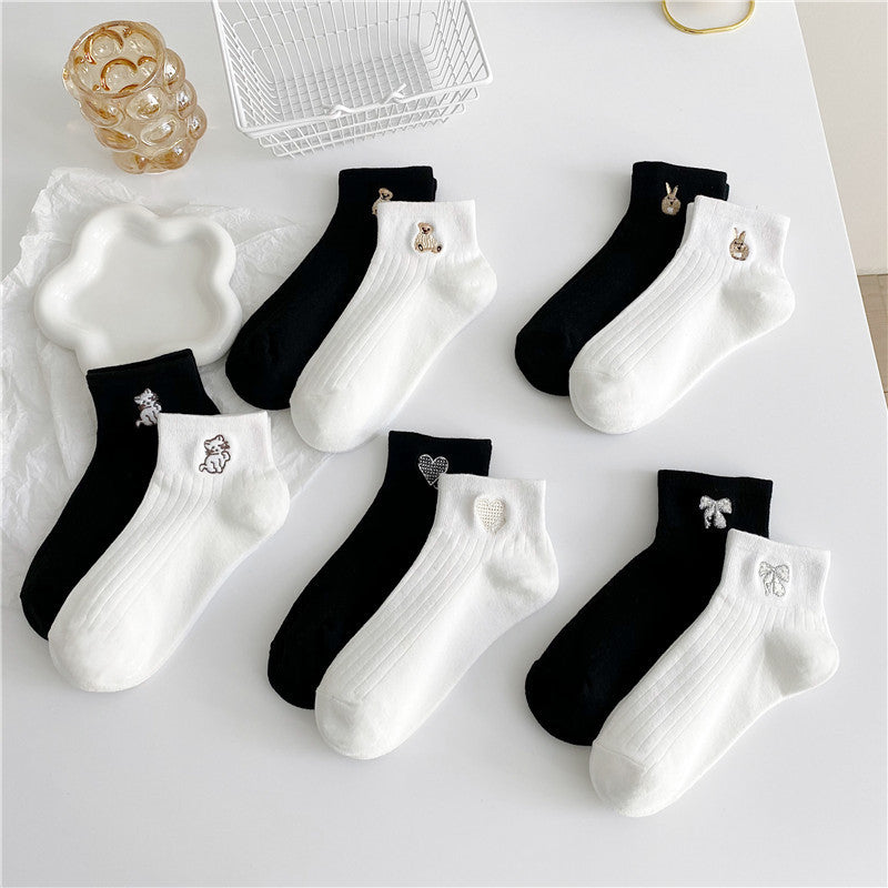 Women's Fashionable Cotton Embroidered Socks