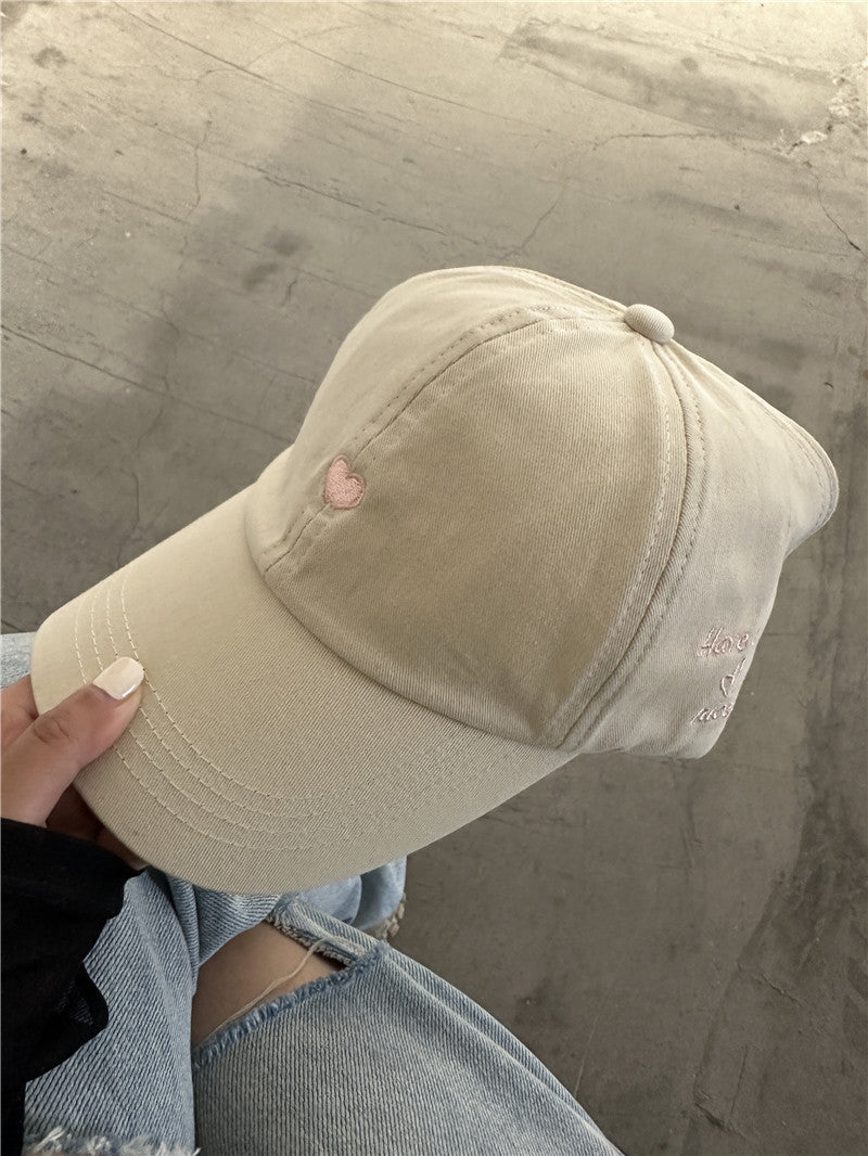 Half Empty Top Baseball Small Love Embroidered Peaked Cap