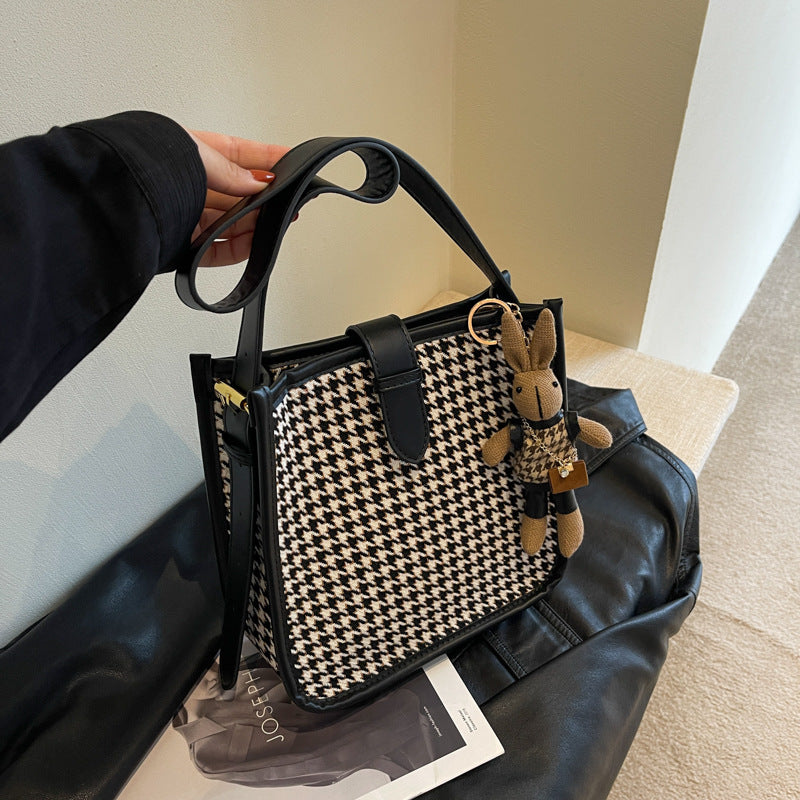 Trendy All-match Houndstooth Elegant Shoulder Bag