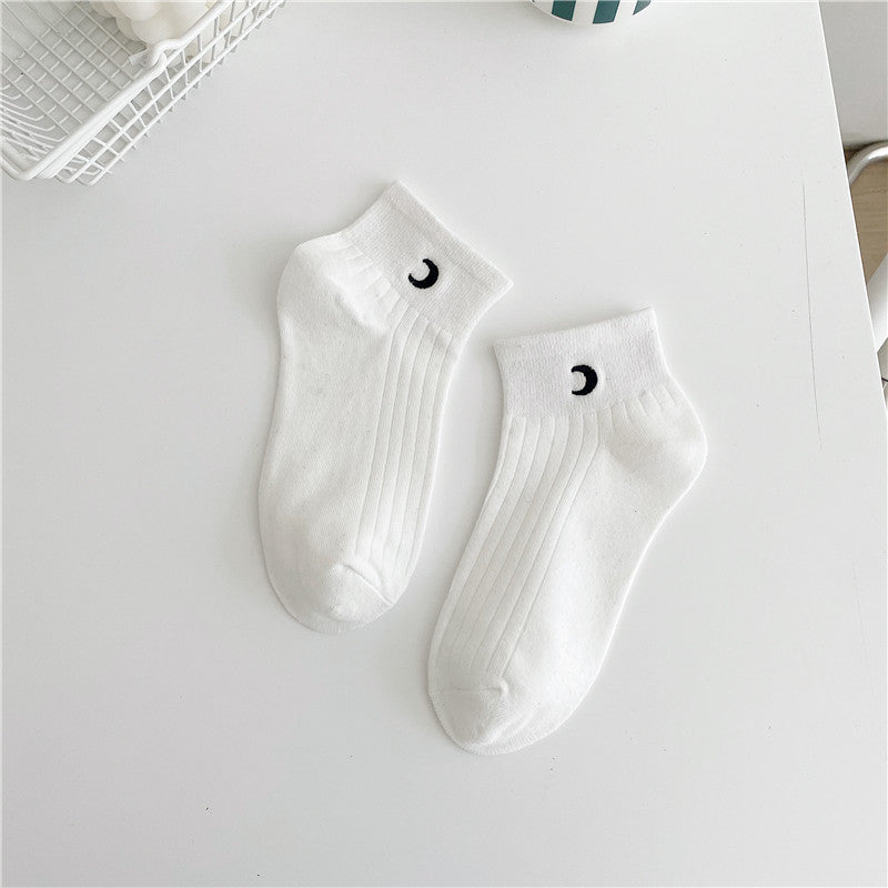 Women's Fashionable Cotton Embroidered Socks