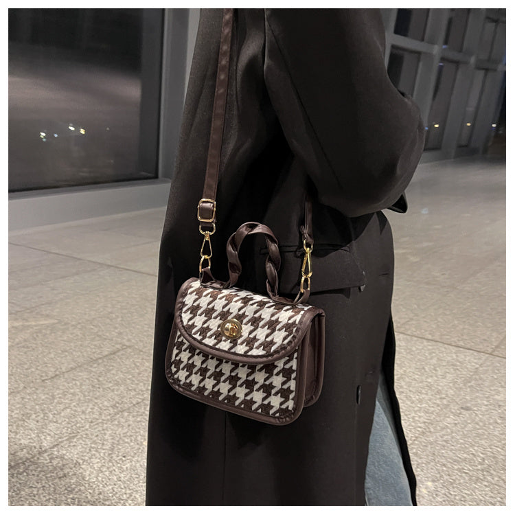 Small And Trendy Checkerboard Crossbody Bag